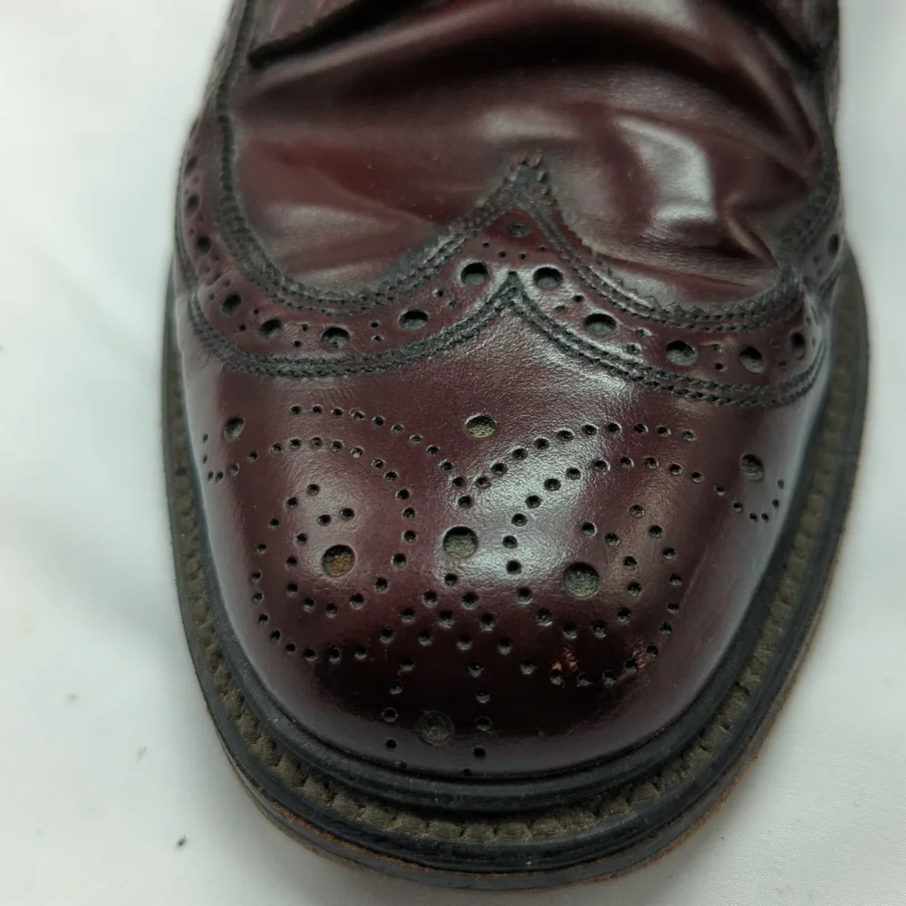 Regal men's wingtips sz. 8C - Picture 5 of 7